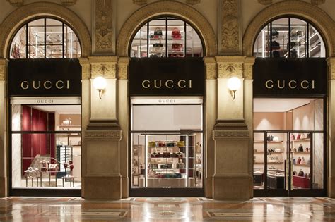 gucci store milan tokyo